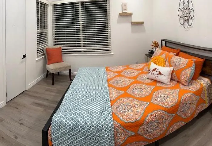 2br Gem: Modern Comfort & Style Cheyenne